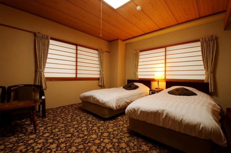 Hakuba Yamano Hotel Exteriör bild
